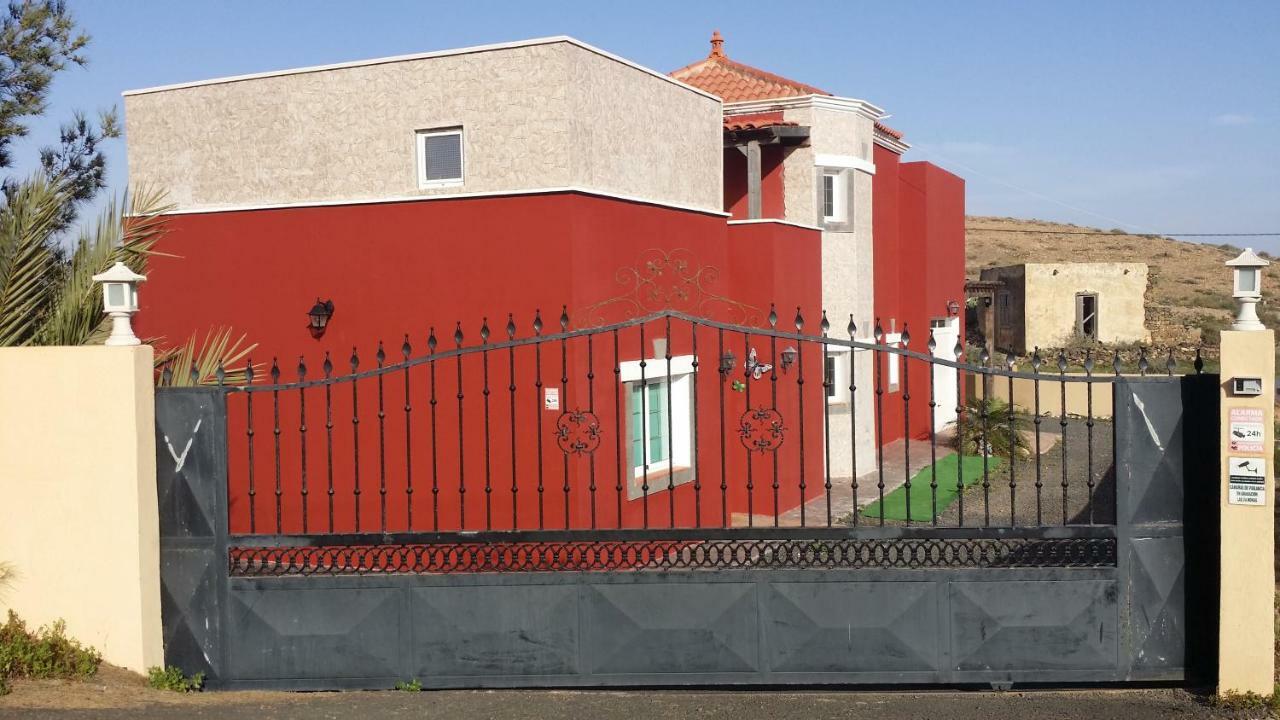 Dom wakacyjny Casa Ary *