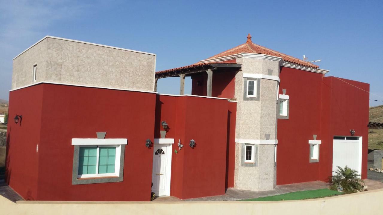 Casa Ary Holiday home